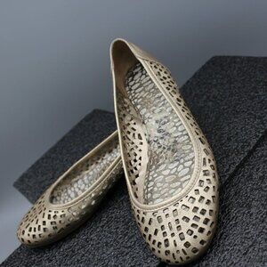 Gianna Bini Gold Flats Women's Size 6.5M Shoes